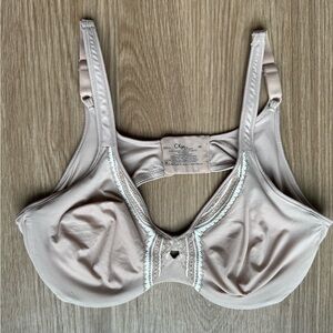 The is an Olga Women's Beige Butterfly Effect Minimizer Underwired Bra 40C